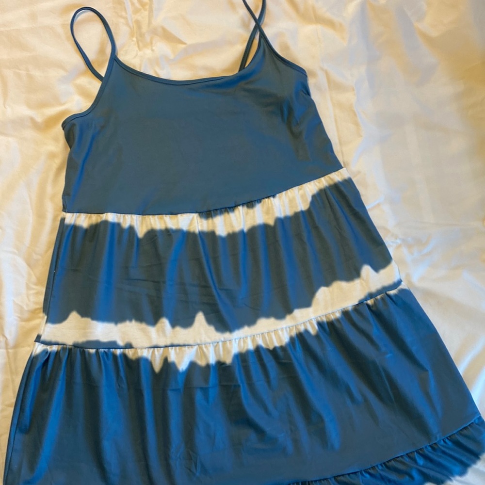 Spring/summer tie dye dress lightweight material. European brand. Medium